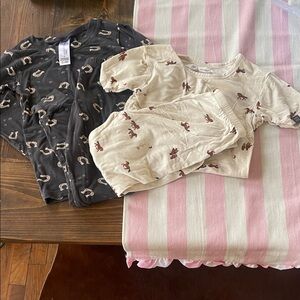 Baby Pajama Set with Horseshoe and Horse Print modern moments 3T